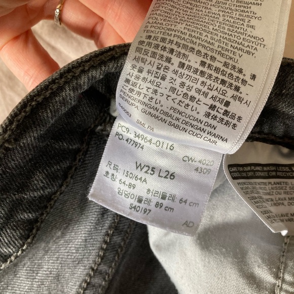 Levi’s Wedgie straight jean sz 25 - Picture 4 of 5